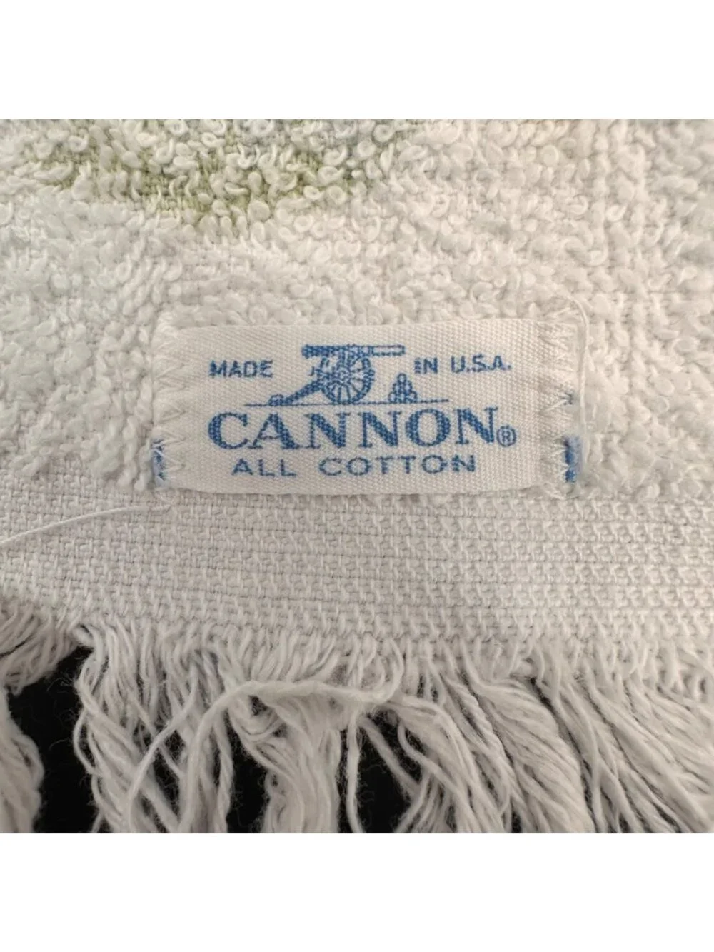 Vintage Floral Bath Towel 1970s Retro Fringe Cotton Rose Flowers Cannon USA